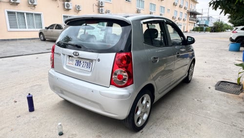 ចង់លក់ឡាន