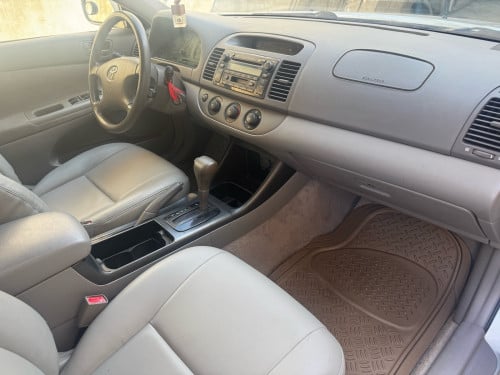 លក់ធូៗ 02 LE abs បើកដំបូល ពណ៍ប្រាក់ 2AK តំលៃ9700$