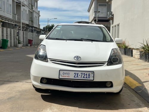 ឡានលក់បន្ទាន់លុយឆ្នាំ 04 full ឡានស្អាតមុខក្រោយអត់បុកអតច្រេះ អាគុយ ABSល្អ