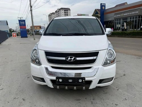 ឡានលក់ 14500$ ចរចាធានាតម្លៃ ធានាម៉ាស៊ីន ប្រអប់លេខ មួយខែ