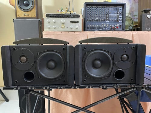 តម្លៃ 19$/1គូ (មកយកផ្ទាល់)Denon sc-101s  200W/1គូ