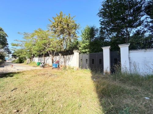 ដីលក់នៅជិតឈូកមាស ជិតផ្លូវ2011