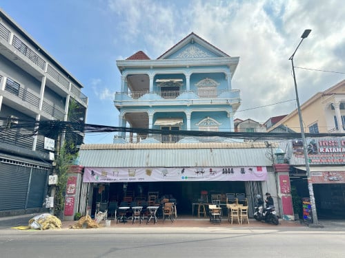 ផ្ទះ​អាជីវកម្ម​លក់​បន្ទាន់​ #371