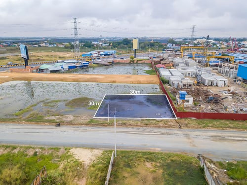 ដី​ សម្រាប់លក់ នៅជិតព្រលានថី្ម និង AEON 3