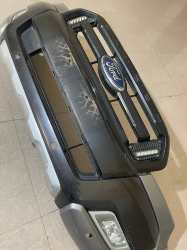 កាងនិងបាណា មានភ្លើង  ford will track