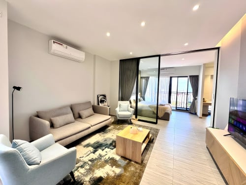 𝐅𝐨𝐫 𝐑𝐞𝐧𝐭: Modern 2BR Apartment – Near BKK1 & Russian Market