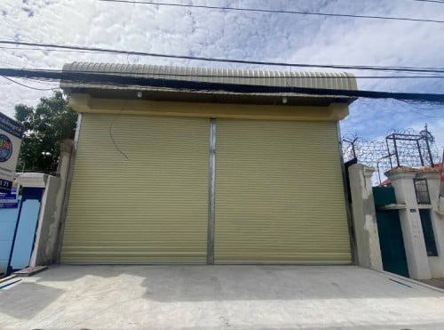 🔰ឃ្លាំងអាជីវកម្មសម្រាប់លើផ្លូវធំ ខណ្ឌមានជ័យ ភ្នំពេញ ។