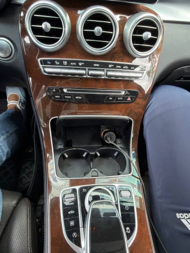 Air Suspension Mercedes GLC300 4matic - ប៉ុង ២ ឆ្នាំ 2016