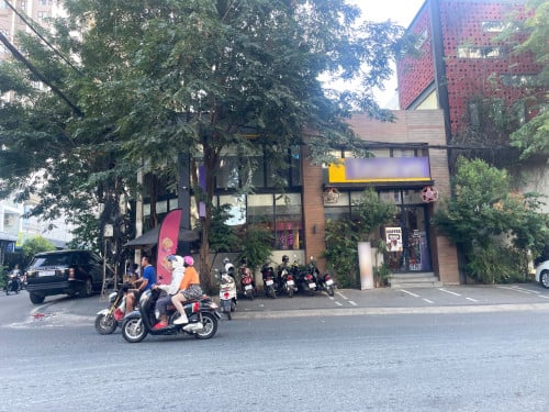 Coffee shop for rent at BKK3