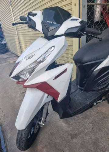Honda Click 2016 980$