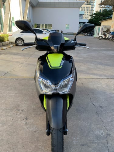 Honda moove 2018 មានកាតគ្រីត្រឹមត្រូវ