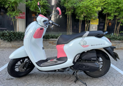 Honda scooyi