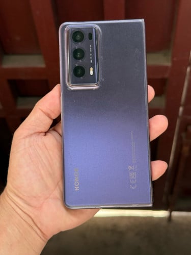 Honor Magic V2 global version 250$