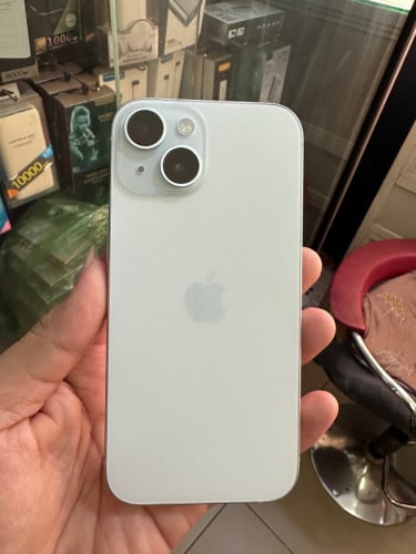 I phone 15 128g CH នៅស្អាត98%ចូល99% ថ្ម88លក់400$