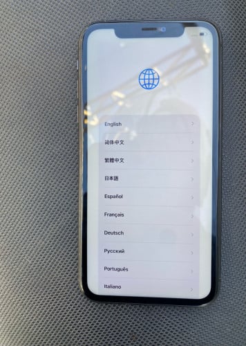 iPhone 11 128gb ជាប់​ icloud