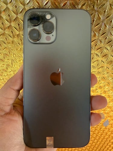 iPhone 12 Pro Max 256g LLA សាណុំសុីន100% ពណ៍ខ្មៅ លក់340$