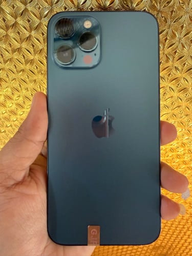 iPhone 12 Pro Max 256g LLA សាណុំសុីន100% ពណ៍ខៀវ លក់340$