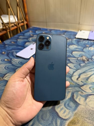 iPhone 12 Pro Max 256G បាយផាសWi-Fi លក់135$
