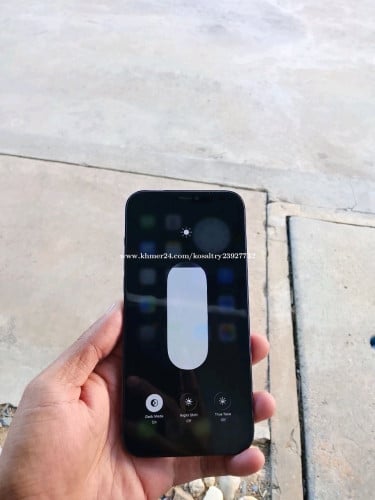 iPhone 12 pro max 98% LLA ធានាម៉ាស៊ីនអត់ដែលជួសជុលអត់ស្គេនធ្លាប់ដូរថ្មកាមេរ៉ាច្បាស់មុខក្រោយ