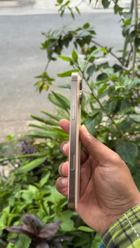 iPhone 16ProMax X/A សានុំ