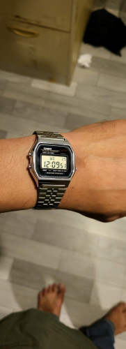 Japan watch Casio old school for sell
