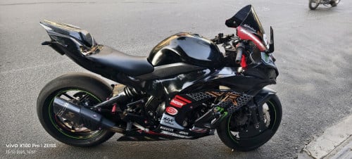 Kawasaki er6f