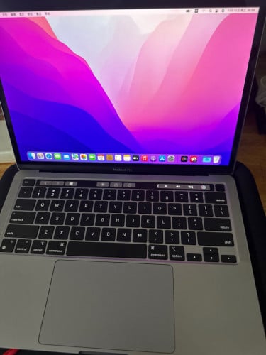 MacBook pro m1 16g 2t