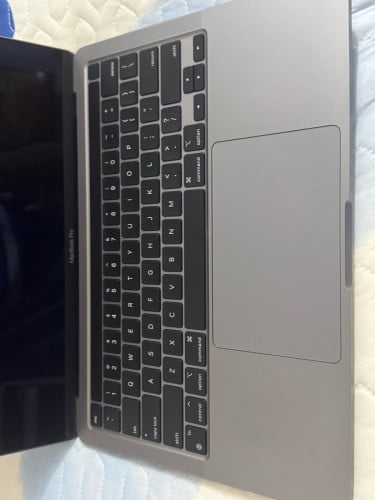 MacBook pro m1 16g 2t