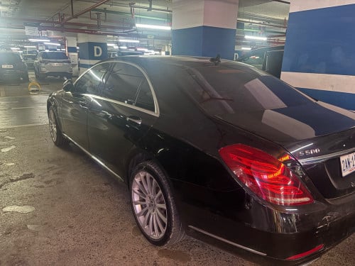 Mecredes S500 សាំងHybrid កៅអី VIP