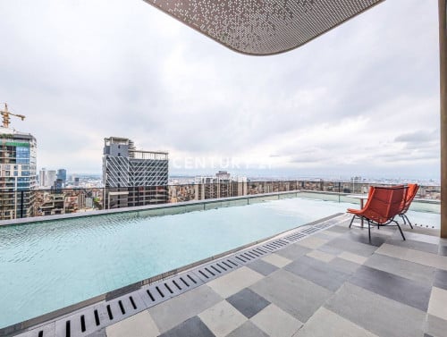 Newly 1 bedroom condominium for rent in BKK1