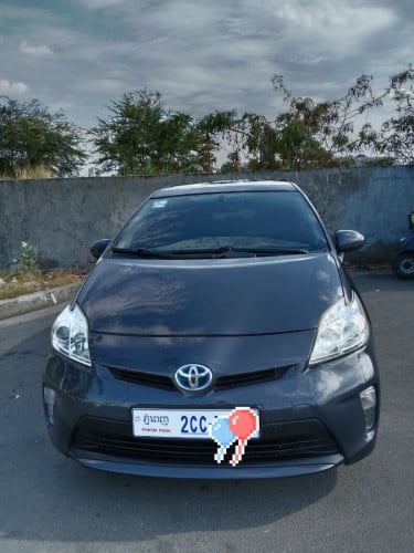 PRIUS 2012 For Rent /出租
