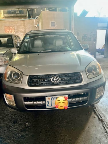 Rav4L  2001 ប៉ុង1  ឡានស្អាត តំលៃ 8300$ចចារ