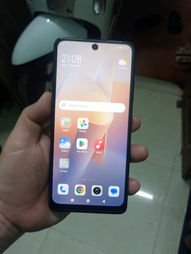 redmi note 11Pro 5G Ram 8+4/128 75$ត្រូវ ការ0712181853
