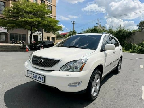 Rx330 full ប៉ុងមួយ ថ្មីណាស់