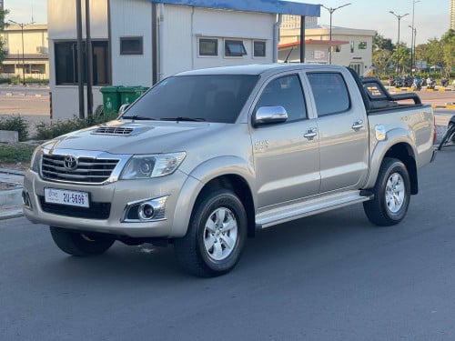 Toyota Hillux vigo 2012