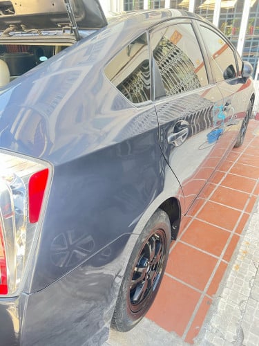 Toyota prius 2012 option 2