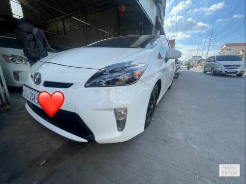 Toyota Prius 2012 Option 3