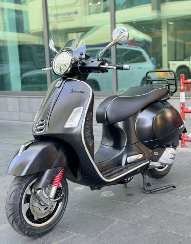 Vespa GTS 155cc 2021