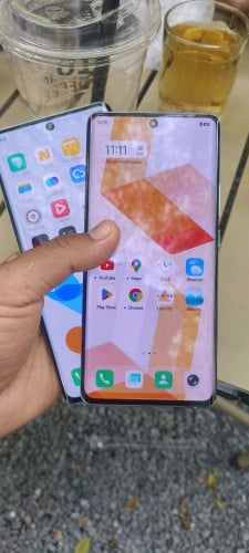 Vivo X60Pro/Ram24G/256Gតម្លៃពិសេស