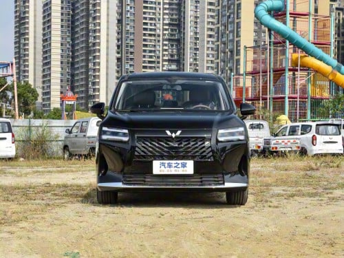 Wuling Starlight 730