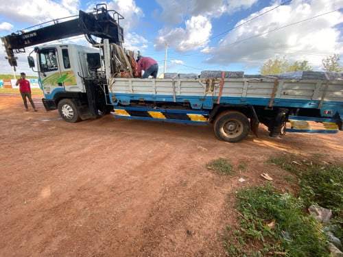 ឡានស្ទួចជួល