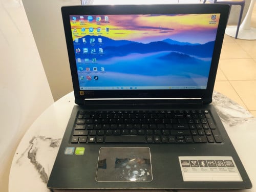 Computer  Acer លក់បន្ទាន់