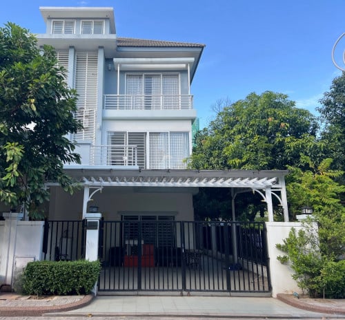 ផ្ទះជួលក្នុងបុរីប៉េងហួតស្ទឹងមានជ័យ