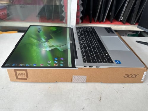 ស្តើង ស្អាតថ្មីប្រអប់ ធានាមួយឆ្នាំ