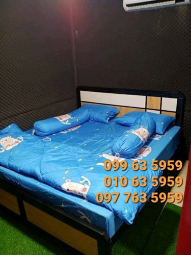 ឈុតគ្រែក្បាលឈើ ជាមួយពូក 1.8m x 2.0m