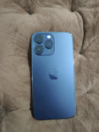 លក់ $650 ដាច់ 14 Pro Max 512GB ZP