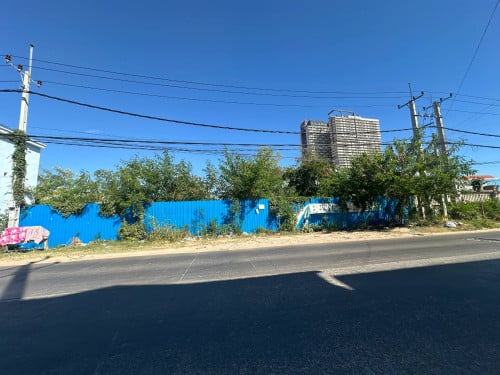 ដីសំរាប់លក់បន្ទាន់នៅលើផ្លូវ92