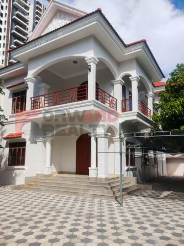 🏡 Spacious 6-Bedroom Villa for Rent – Phnom Penh Thmey Area .