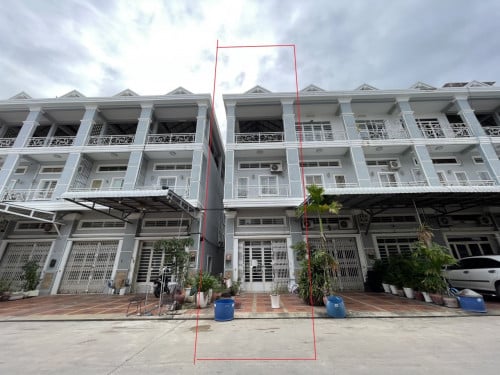 💥ផ្ទះល្វែង សម្រាប់លក់ តម្លៃល្អ ក្នុងបុរី វិមានភ្នំពេញ គម្រោង​ 5