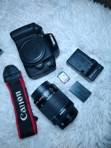 📸 Canon 750D + Len kit 18-55mm IS STM តួនៅស្អាត 98% 🏵️អេក្រង់បត់ + ថាច់ស្គ្រីន + wifi
